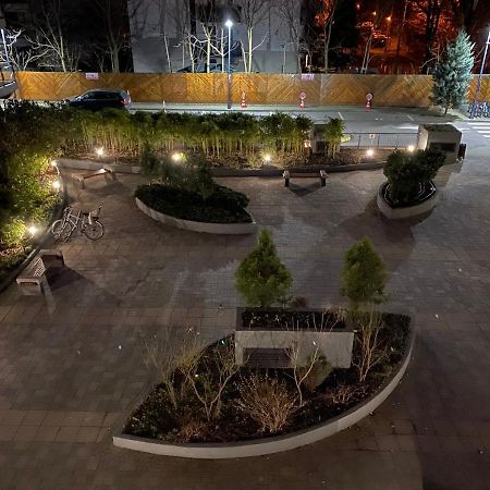 Green Apartment 214 With Private Parking Bukarest Exterior foto